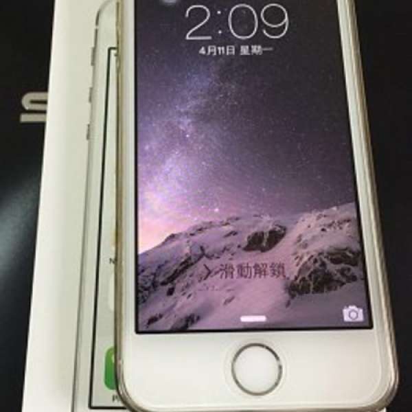 95%new Apple IPhone 5s 16g silver 行貨，保用至2017/1