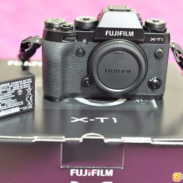 99%新 Fuji X-T1 with 35mm f1.4 and 10-24mm f4