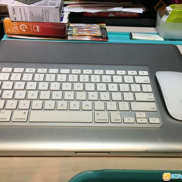 Apple magic mouse and keyboard 一套