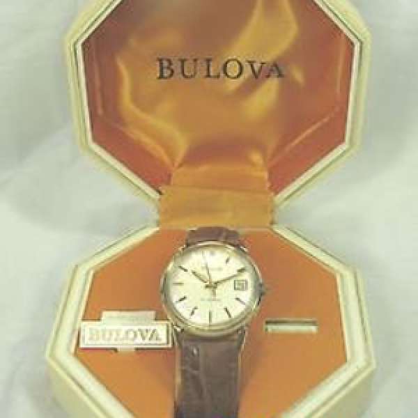 Swiss Bulova 17 jewels self winding with original box