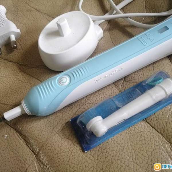 Oral B Profeasional Care P600 電動牙刷