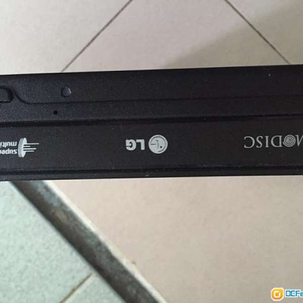 只求出售 Western Digital 250GB SATA 3.5" Harddisk WD2500AAKX ,LG SATA-DVD