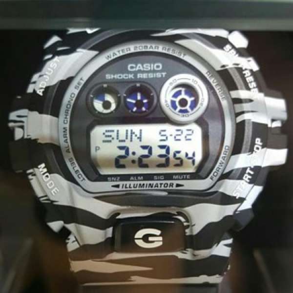 G-Shock GD-X6900bw-1cr 黑白虎斑紋