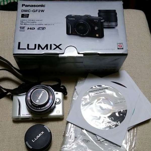 Panasonic Lumix GF2 White + 14mm + Lumix 14~42 .99new 100 正常極少用有單有盒#