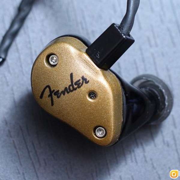 Fender FXA7 金色