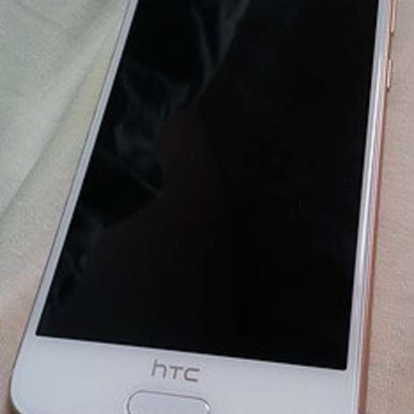 HTC A9 金色 9成新 香港行貨 32G