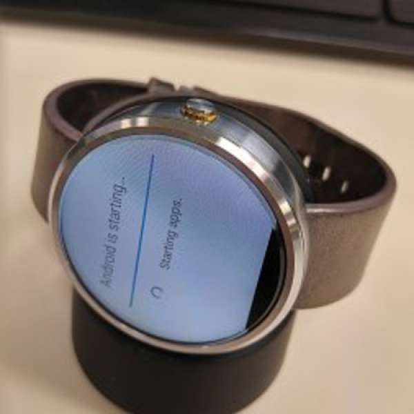 80% new 第一代  moto 360 android smart watch