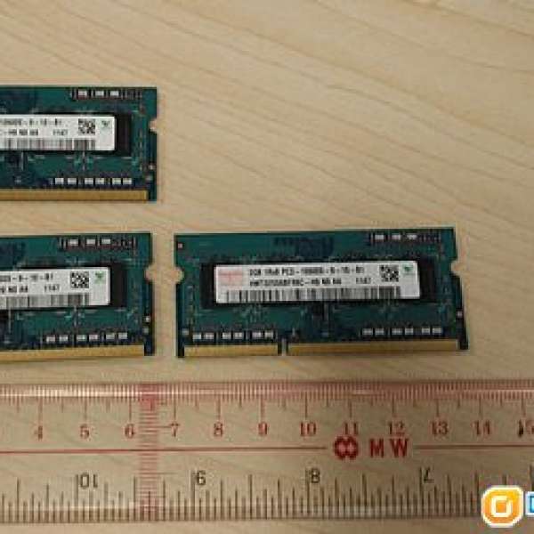 HYNIX 2GB DDR3 RAM PC3-10600 SODIMM X3