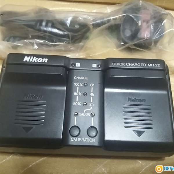 Nikon D3s charger MH-22