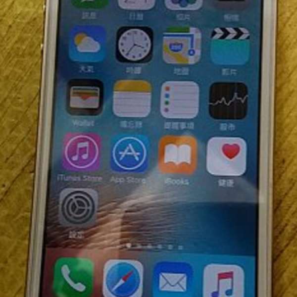 85％new  Iphone5S 64G 金色 港行 過保養