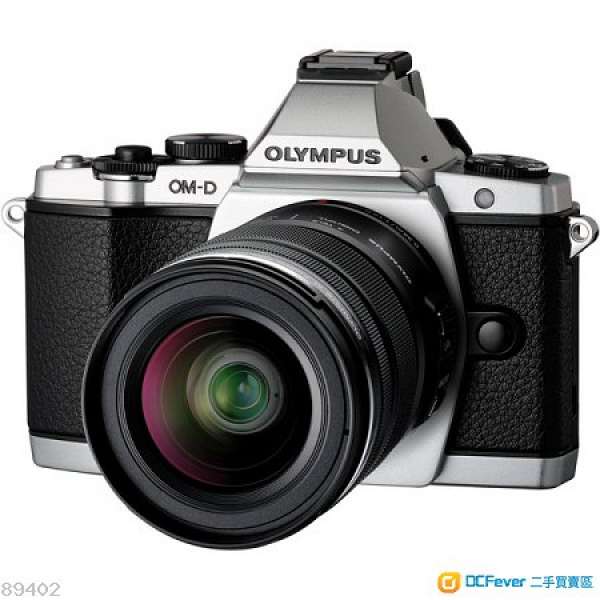 Olympus OM-D E-M5 銀色機 (無鏡)