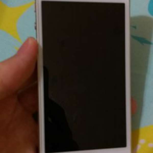 iPhone 5s 金色 16gb 當iPod賣 (請注意內容)