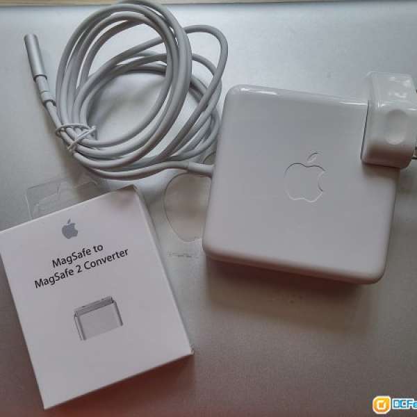 原廠Macbook 85W充電器+原廠Magsafe to Magsafe 2轉插(所有macbook pro/air適用)