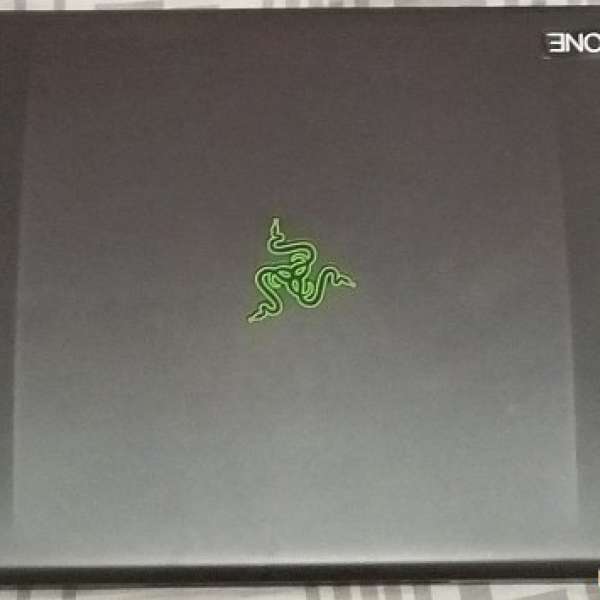 90%RAZER NEW RAZER BLADE512GB+90%razer deathadder chroma