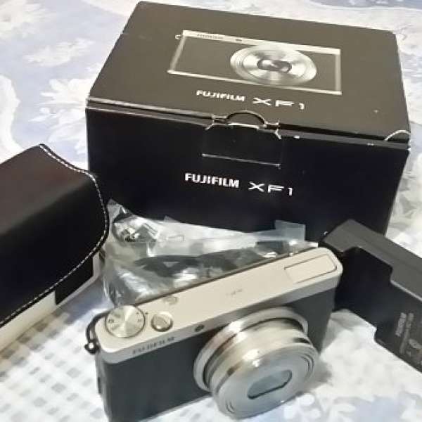 95%新 Fujifilm XF1 (銀色機身)
