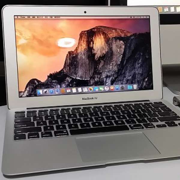 MacBook Air (13-inch, 2015 Early) /i5/4G/128G/ 買左2個月少用/92% new