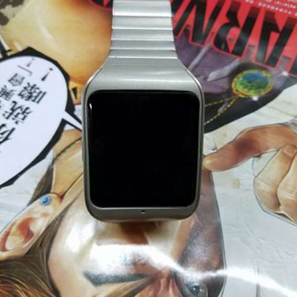 Sony Smart Watch 3 鋼帶連全新機身