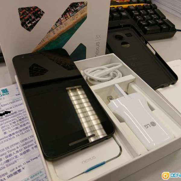 黑色 32 GB Google LG Nexus 5X (港行，保養至11月)