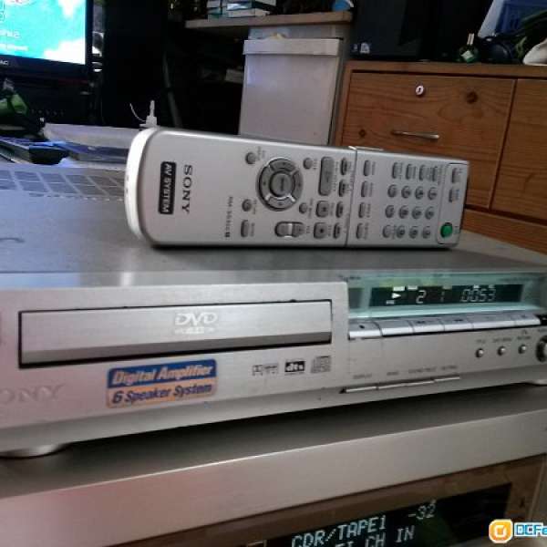 SONY HCD-S300  带5.1功放DVD机平放