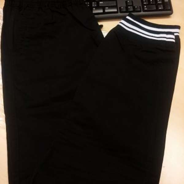 全新黑色束腳褲 JOGGER PANTS W30 L32