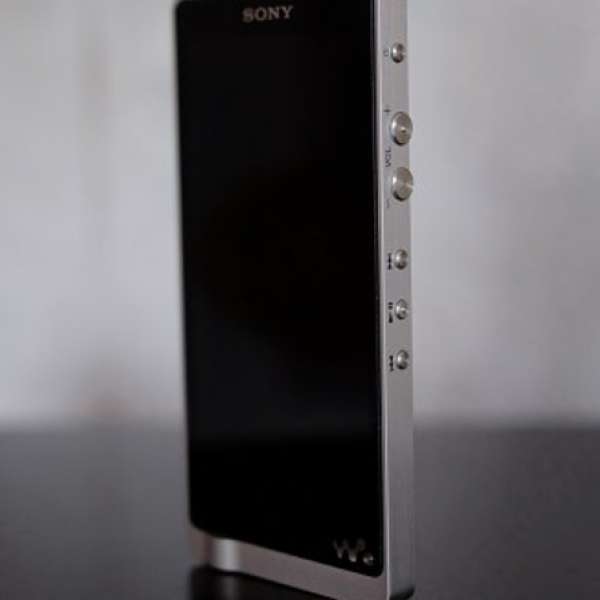 Sony NWZ-ZX1 98%新