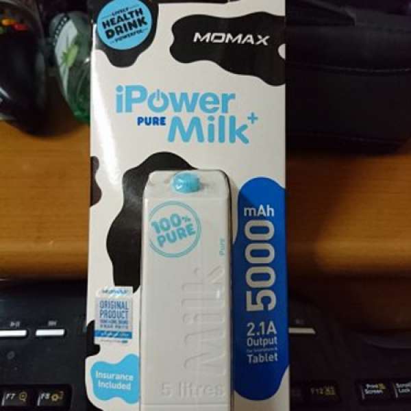 Momax iPower Milk Power Bank 5000mah 充電器 尿袋 USB