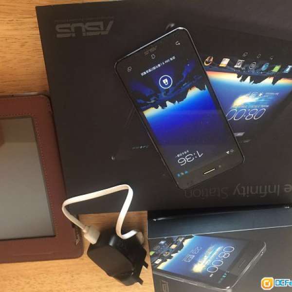 ASUS PadFone_Infinity_A80 得一享二的 智能手機變形金剛PAD  一套齊盒