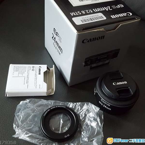 Canon EF-S 24mm f/2.8 STM (With ES-52 Hood)