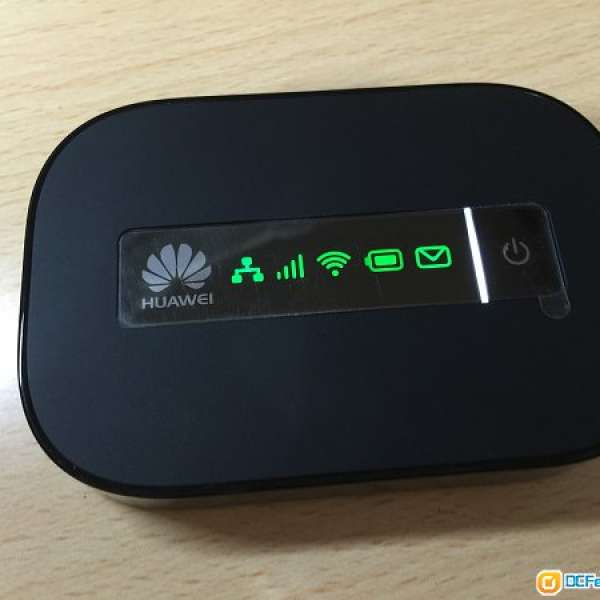 Huawei E5151 3G Pocket Wifi Dongle 華為 流動WiFi蛋