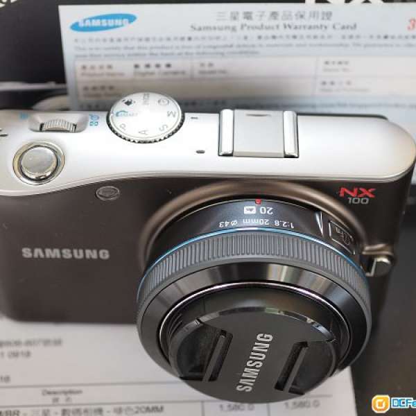 Samsung 三星 NX100 連 20mm餅鏡 (第一代Made in Korea) 有單, 行保養到2017/8