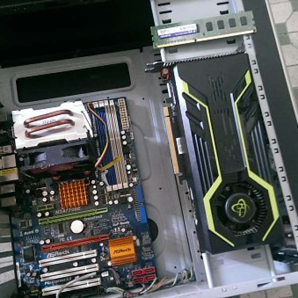 AMD Athlon II X2 245+8GB RAM+舊顯卡