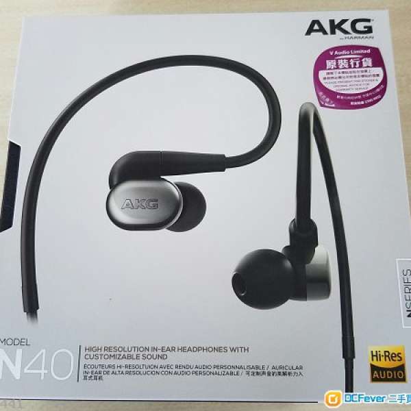 99% NEW AKG N40 圈鐵耳機