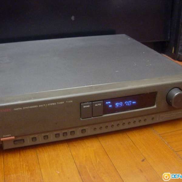 Luxman T-008 FM Turner  ( Made in Japan )