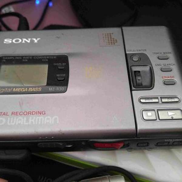 SONY MZ R30