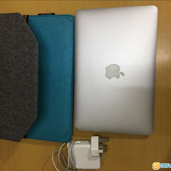Macbook Air 11" i5 1.7G 128SSD (2012 mid)