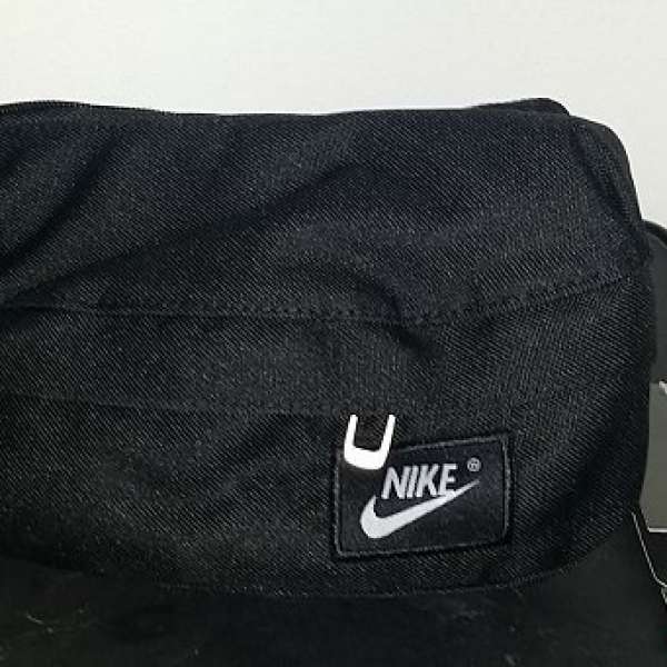 全新 Nike Waistbag Pack 耐克 黑色 腰包腰袋 單車腰包 - 可 郵寄 或 在"西鐵線柯士...