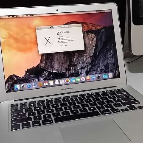 MacBook Air (13-inch, 2015 Early) /i5/8G/128G/ 95% new