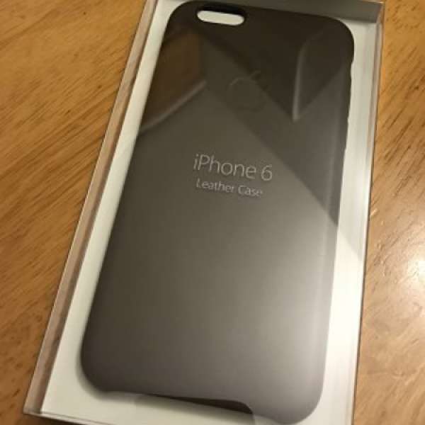 IPhone 6/6s Apple 真皮皮套Case (100% New)