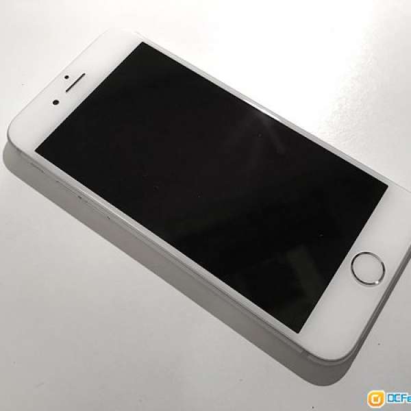 iPhone 6 銀色 128G 包全新玻璃貼及機套