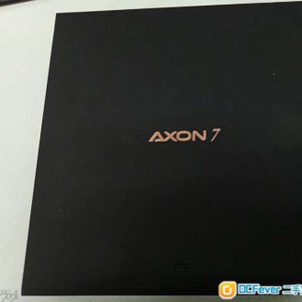 ZTE Axon 7 4GB Ram+64GB Rom 金色 港行 99% 新
