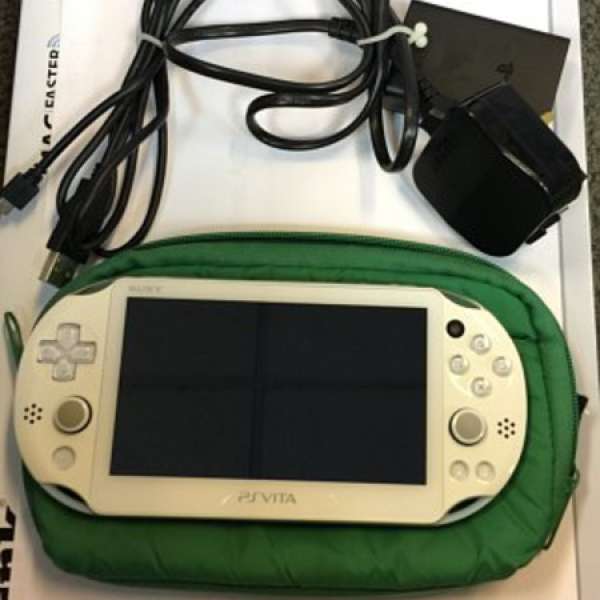 白色PSV PCH-2006,8G卡,3.60系統