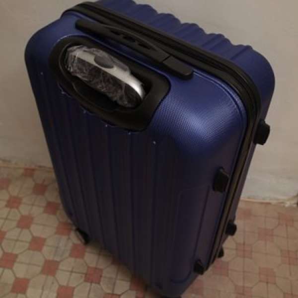 全新 拉鍊硬身 旅行喼 四輪 行李箱 Travel Trunk Tour Trip Suitcase