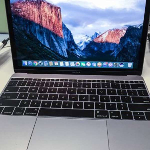 平售近全新 Apple Macbook 12" Space grey 256GB 仲有10個月長原廠保養