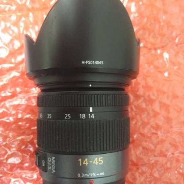 Panasonic 14-45mm OIS lens