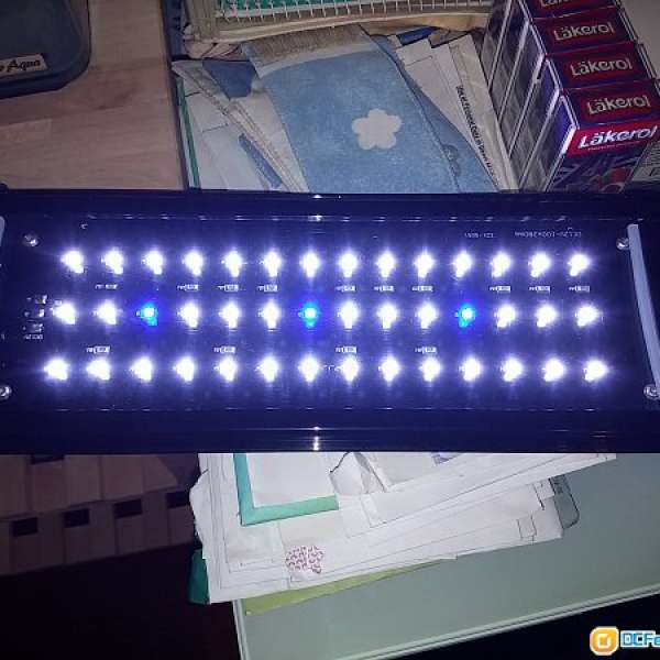 LED魚缸燈 (藍/白二色)