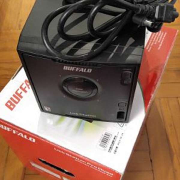 Buffalo LinkStation NAS LS-QVL with 4nos. 2Tb Hard Drive (仲有保用)