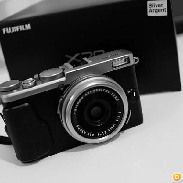 Fujifilm X70 (Excellent condition)