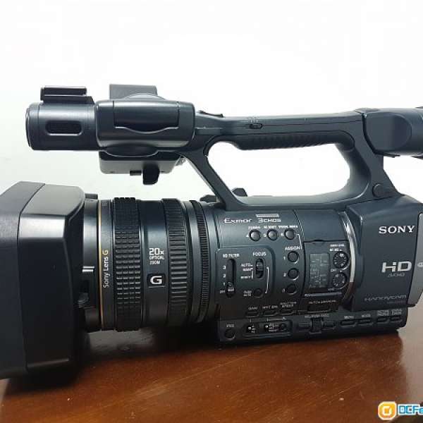 Sony HDR-AX2000