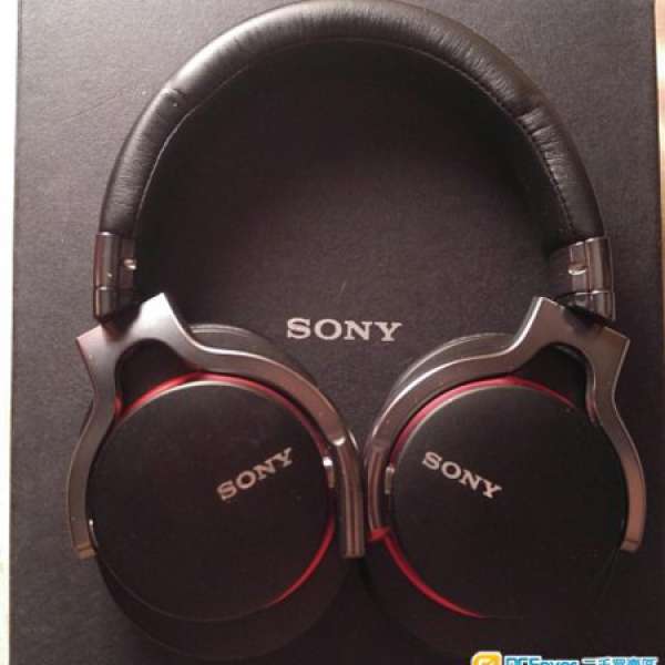 Sony MDR-1R