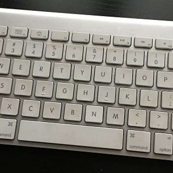 Apple Magic keyboard (bluetooth)